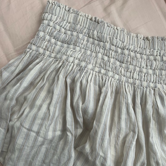 Madewell Smocked Pull-On Mini Skirt in Stripe - Picture 7 of 7